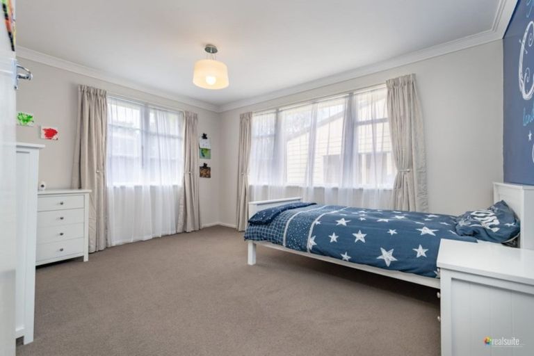 Photo of property in 1053 Fergusson Drive, Clouston Park, Upper Hutt, 5018