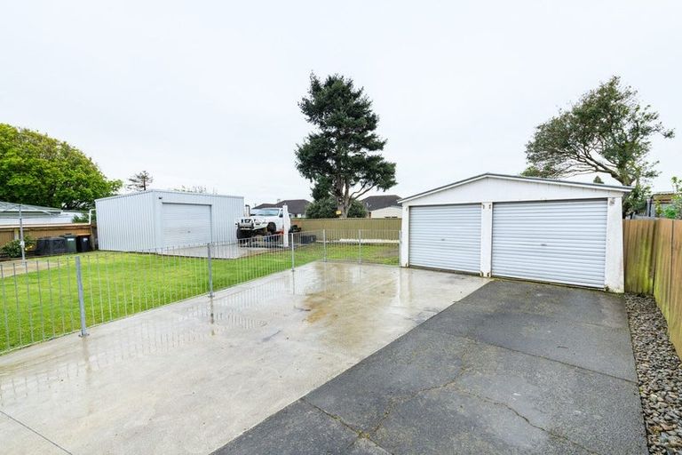Photo of property in 12 Sinclair Avenue, Highbury, Palmerston North, 4412