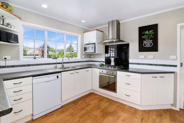 Photo of property in 323 Malfroy Road, Pomare, Rotorua, 3015