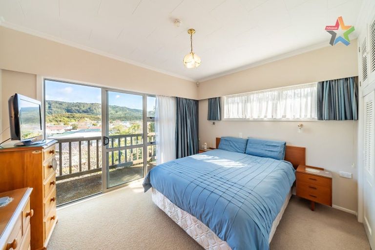Photo of property in 18 Mimihau Grove, Wainuiomata, Lower Hutt, 5014