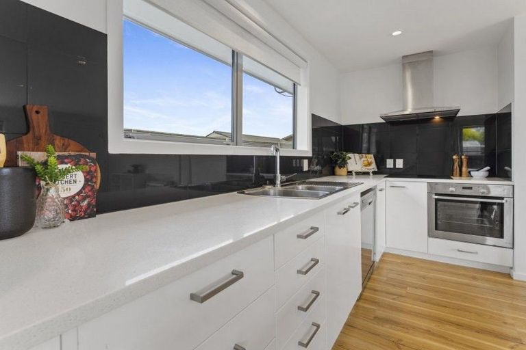 Photo of property in 100a Sparks Road, Hoon Hay, Christchurch, 8025