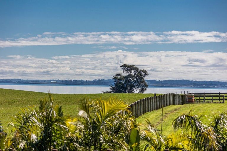 Photo of property in 80 Ewen Place, Karaka, Papakura, 2580