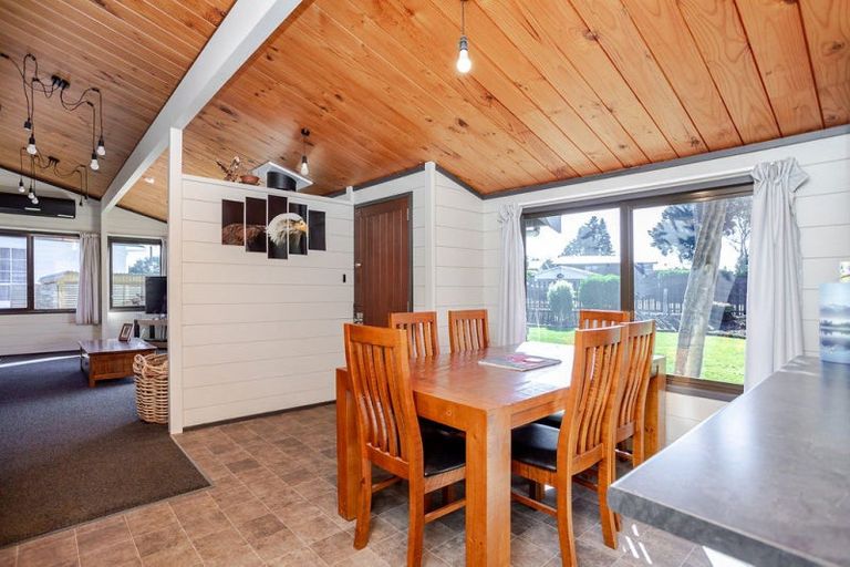 Photo of property in 51 Guy Street, Dannevirke, 4930