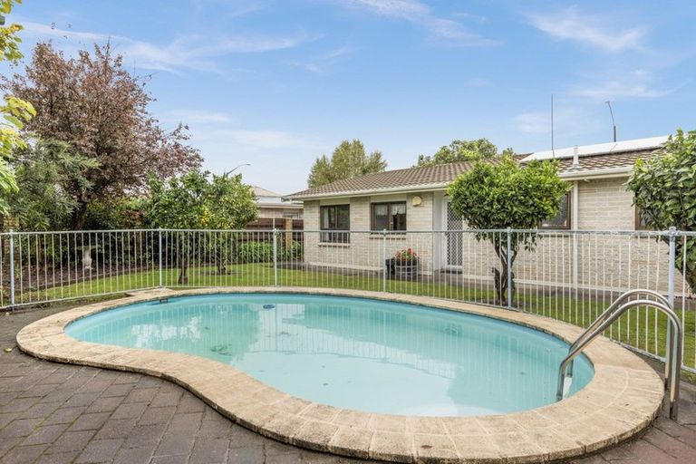 Photo of property in 60 York Avenue, Tamatea, Napier, 4112