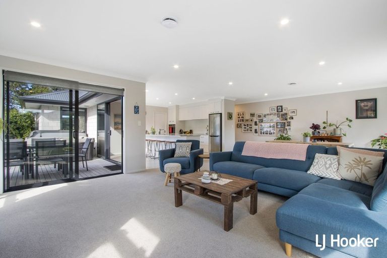 Photo of property in 11 Ian Place, Waihi Beach, 3611