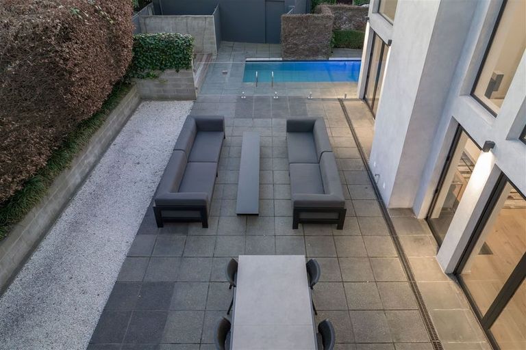 Photo of property in 100 Glandovey Road, Fendalton, Christchurch, 8052