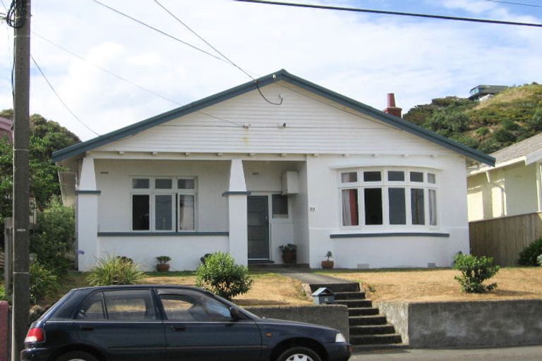 Photo of property in 10 Trent Street, Island Bay, Wellington, 6023