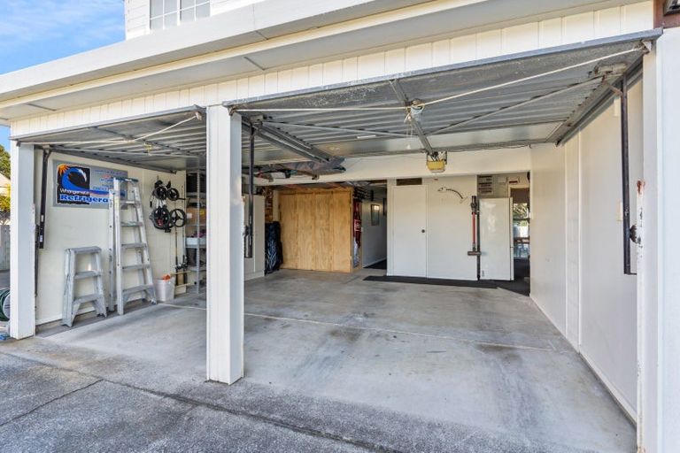 Photo of property in 138 Moana Anu Anu Avenue, Whangamata, 3620