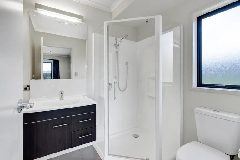 Photo of property in 4 Becklands Place, Inglewood, 4330