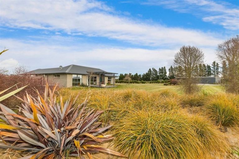 Photo of property in 2 Mcintoshs Road, Fernside, Rangiora, 7471
