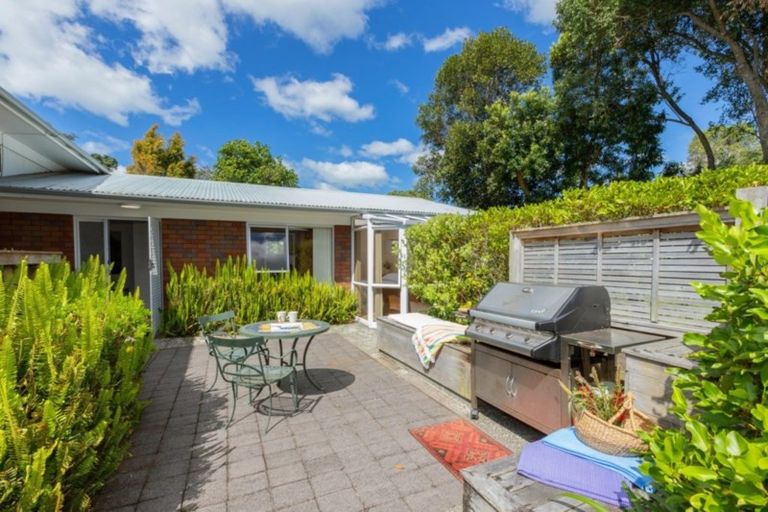 Photo of property in 54 Tamatea Drive, Snells Beach, 0920