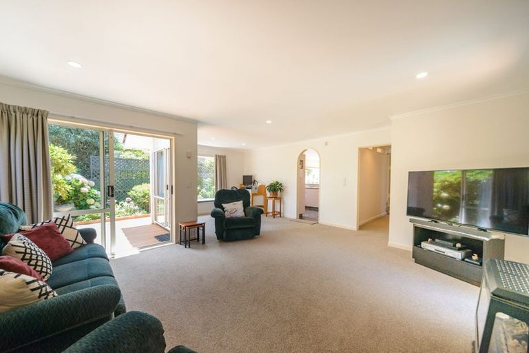Photo of property in 3 The Glen, Hokowhitu, Palmerston North, 4410