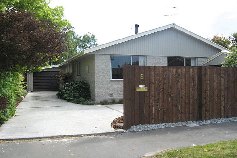 Photo of property in 8 Saunders Place, Redwood, Christchurch, 8051