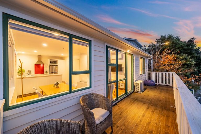 Photo of property in 4a Seatoun Heights Road, Seatoun, Wellington, 6022