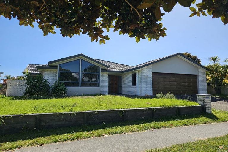 Photo of property in 53 Gravatt Road, Papamoa Beach, Papamoa, 3118