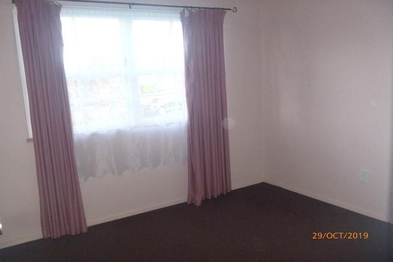 Photo of property in 63 Reynella Drive, Massey, Auckland, 0614