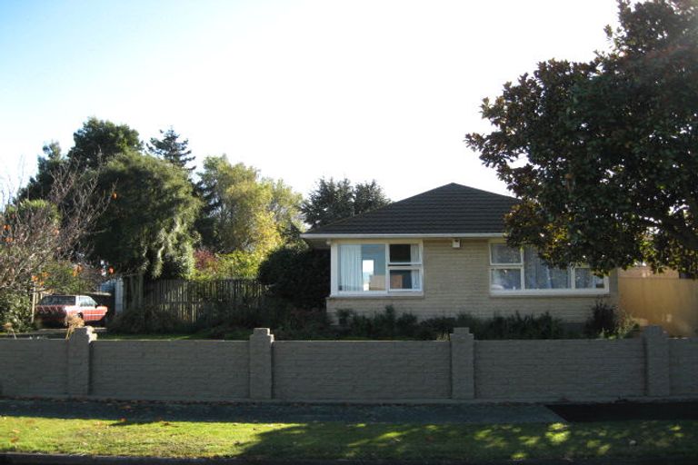 Photo of property in 19 Bean Street, Hillmorton, Christchurch, 8025