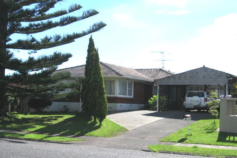 Photo of property in 7 Wells Road, Bucklands Beach, Auckland, 2012