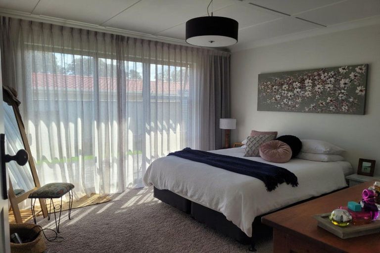 Photo of property in 1 Bell Street, Welbourn, New Plymouth, 4310