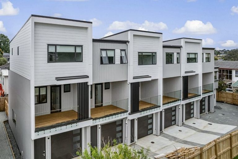 Photo of property in 9/345 Pakuranga Road, Pakuranga Heights, Auckland, 2010