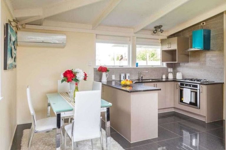 Photo of property in 79a Victoria Road, Papatoetoe, Auckland, 2025