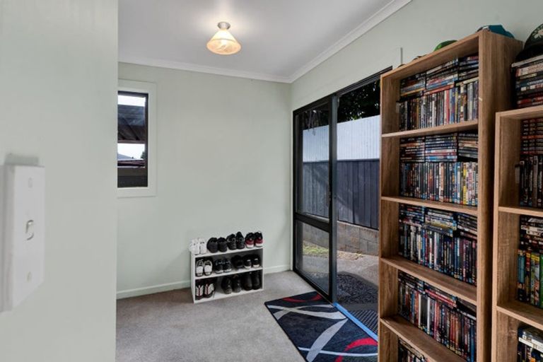 Photo of property in 6c Oswald Place, Stratford, 4332