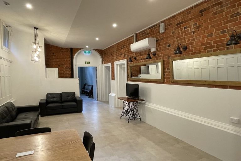 Photo of property in 255 Rattray Street, Dunedin Central, Dunedin, 9016