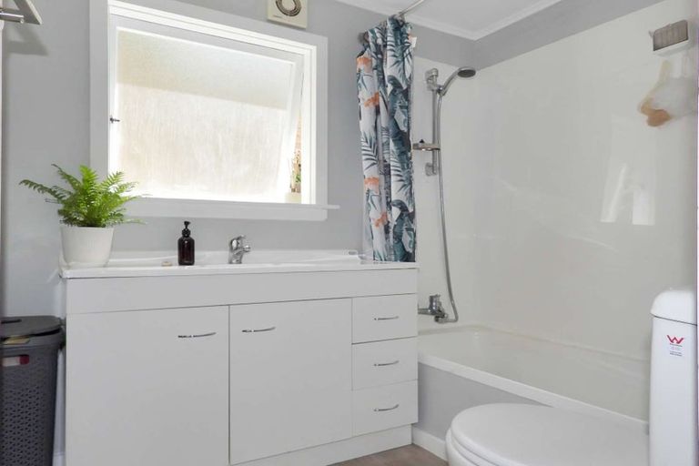 Photo of property in Beach Road, South Hill, Oamaru, 9400