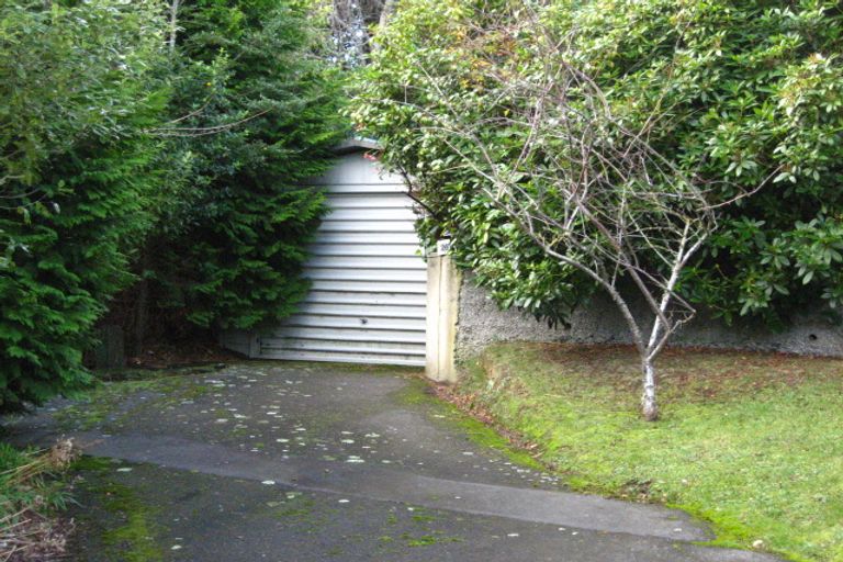 Photo of property in 26a Howard Street, Macandrew Bay, Dunedin, 9014