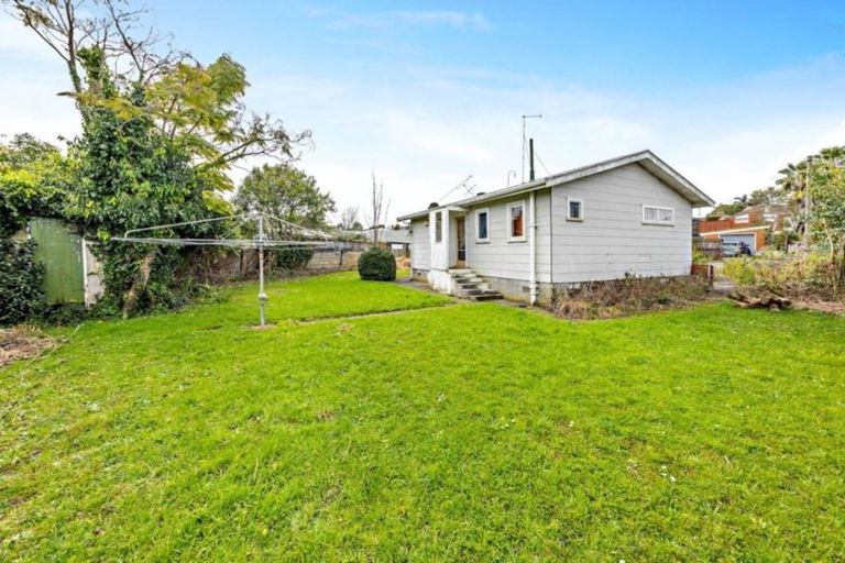 Photo of property in 51 Weymouth Road, Manurewa, Auckland, 2102