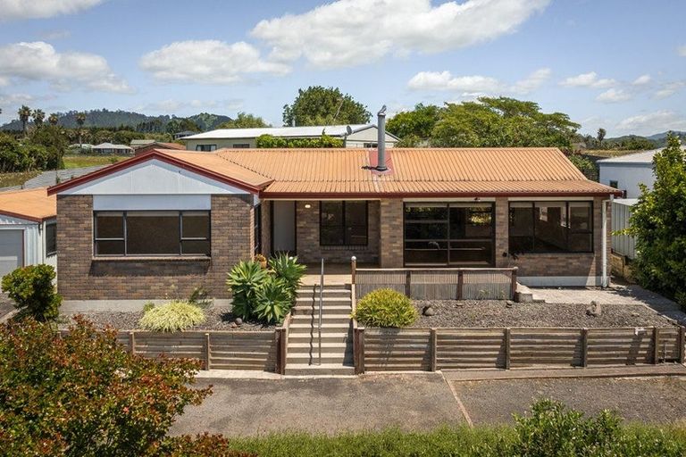 Photo of property in 2 Denby Close, Athenree, Katikati, 3177