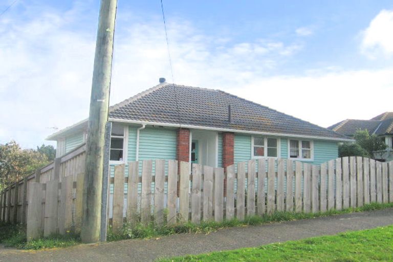 Photo of property in 7 Windley Street, Ranui, Porirua, 5024