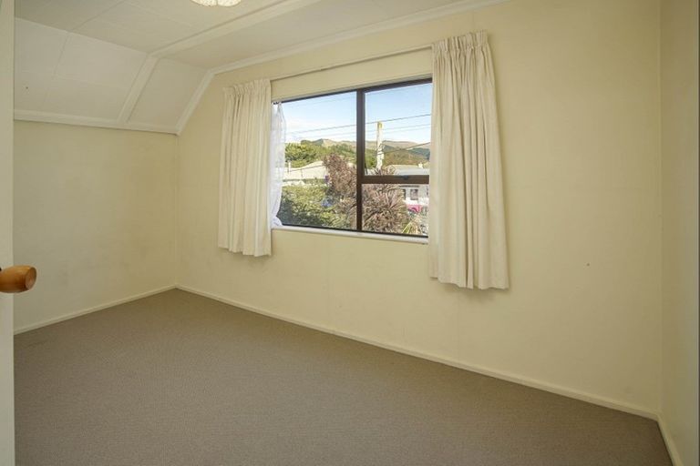 Photo of property in 19 Polstead Road, Stoke, Nelson, 7011