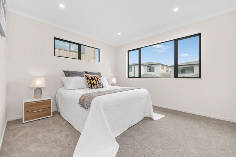 Photo of property in 9 Sagitta Drive, Flat Bush, Auckland, 2019