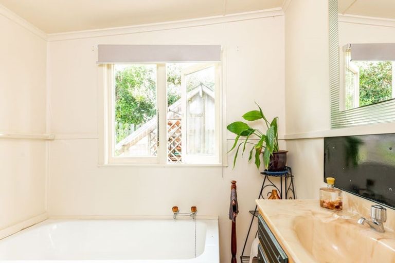 Photo of property in 87 Hokianga Harbour Drive, Opononi, Kaikohe, 0473