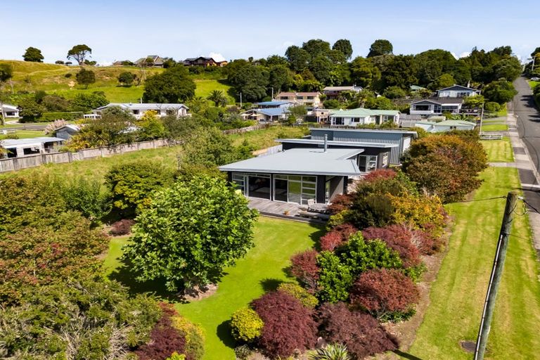 Photo of property in 46 Whakapaki Street, Urenui, 4375