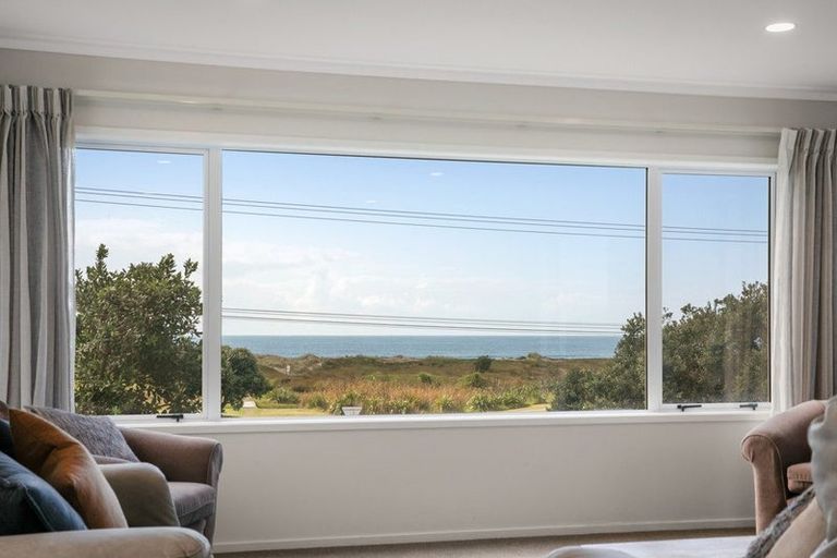 Photo of property in 148 Seaforth Road, Waihi Beach, 3611