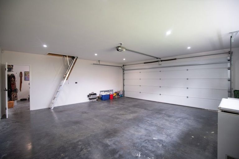 Photo of property in 13 Tari Road, Pukeatua, 3880
