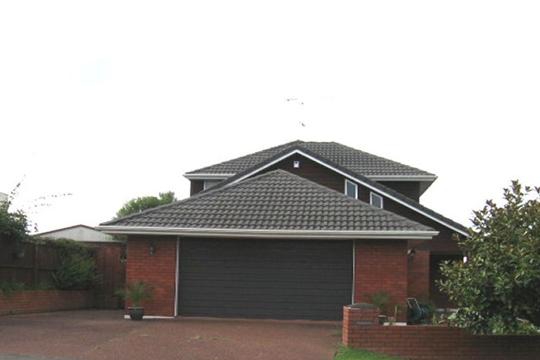 Photo of property in 6 Petrel Place, Massey, Auckland, 0614