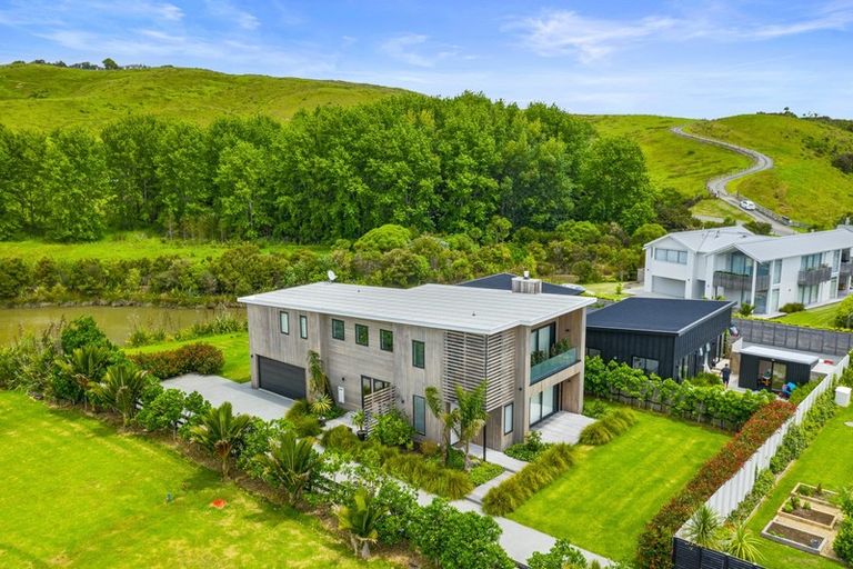 Photo of property in 271 Mangatawhiri Road, Omaha, 0986