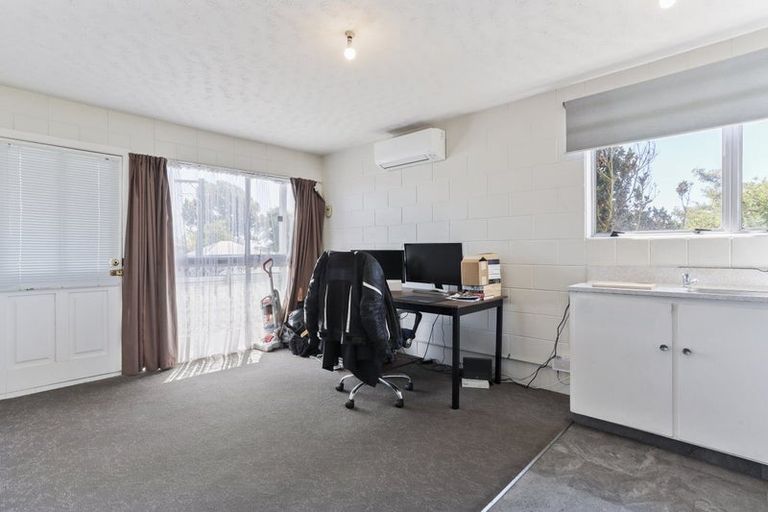 Photo of property in 5/112a Olliviers Road, Phillipstown, Christchurch, 8011