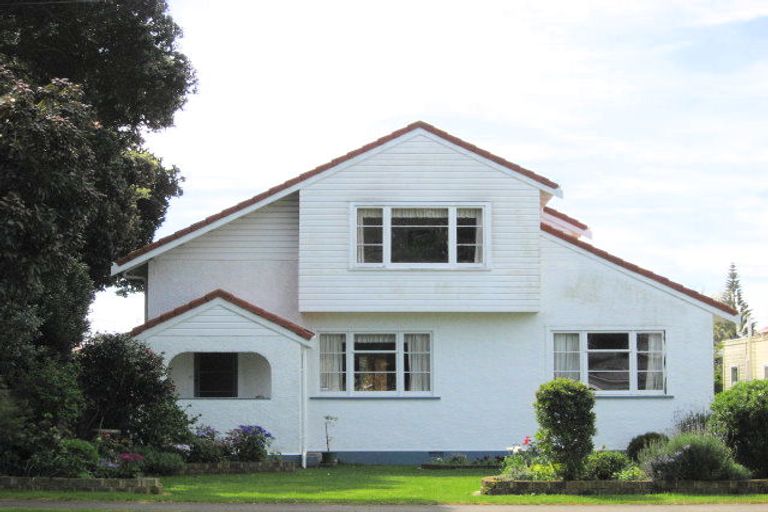 Photo of property in 38 Caius Avenue, Gonville, Whanganui, 4501