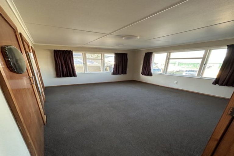 Photo of property in 3 Jackson Street, College Estate, Whanganui, 4500