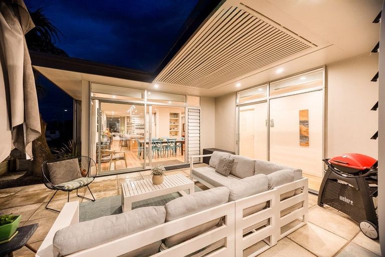 Photo of property in 4 Frances Street, Waikanae Beach, Waikanae, 5036