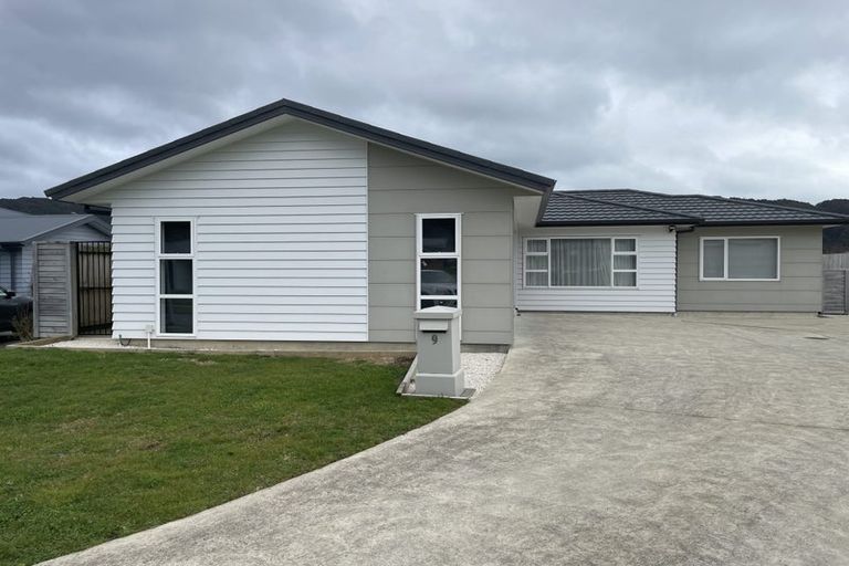Photo of property in 9 Brian Morgan Terrace, Wainuiomata, Lower Hutt, 5014