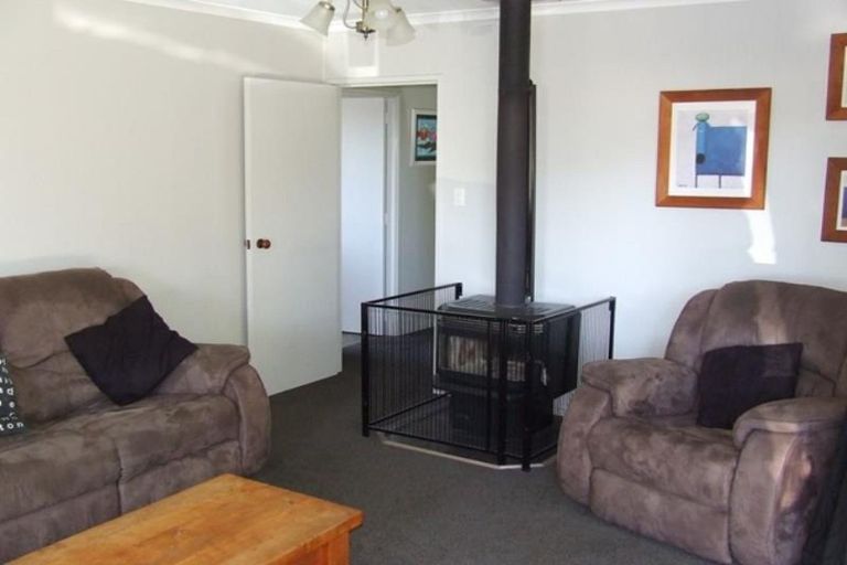 Photo of property in 3a Culzean Grove, Bell Block, New Plymouth, 4312