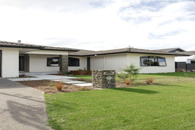 Photo of property in 6 Portofina Court, Papamoa Beach, Papamoa, 3118