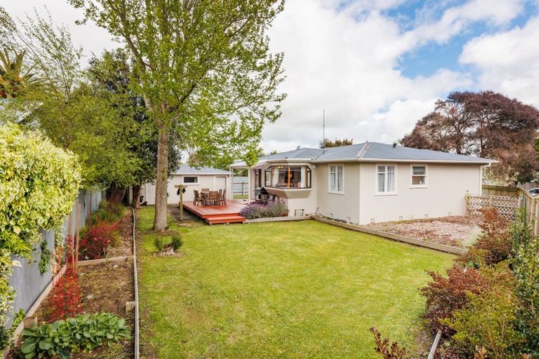 Photo of property in 27 Winchester Street, Awapuni, Palmerston North, 4412