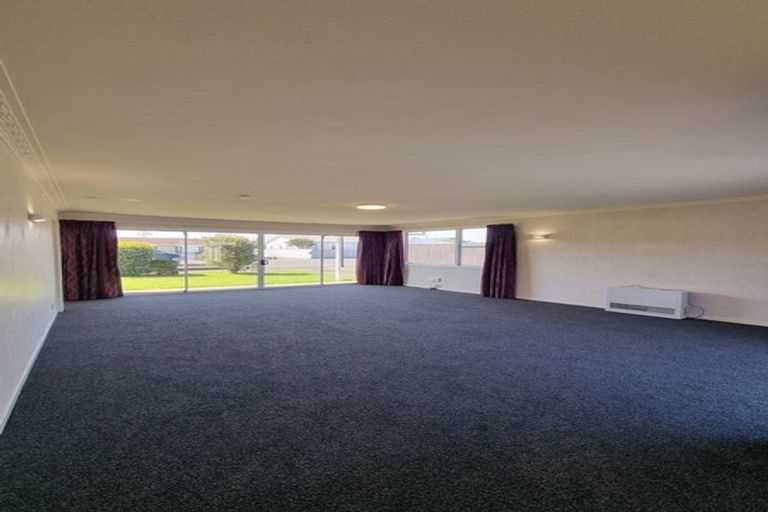 Photo of property in 22 Tukapa Street, Westown, New Plymouth, 4310