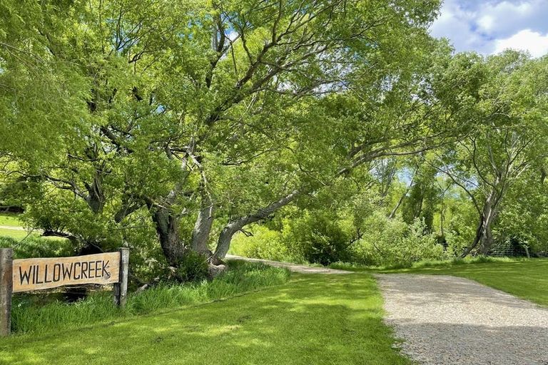 Photo of property in 88 Maytown Road, Waimate, 7978